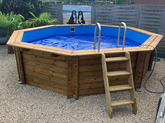 Interline Bali rond 355 x 116 cm op een grindterras bij een klant