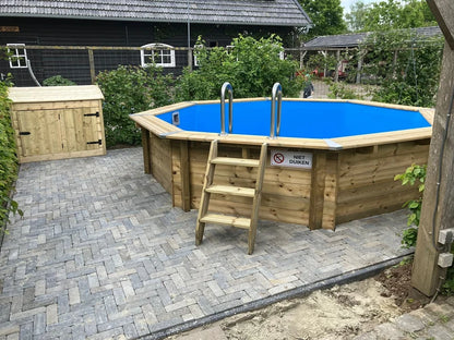 Interline Bali rond 355 x 116 cm op een bestraat terras bij een klant